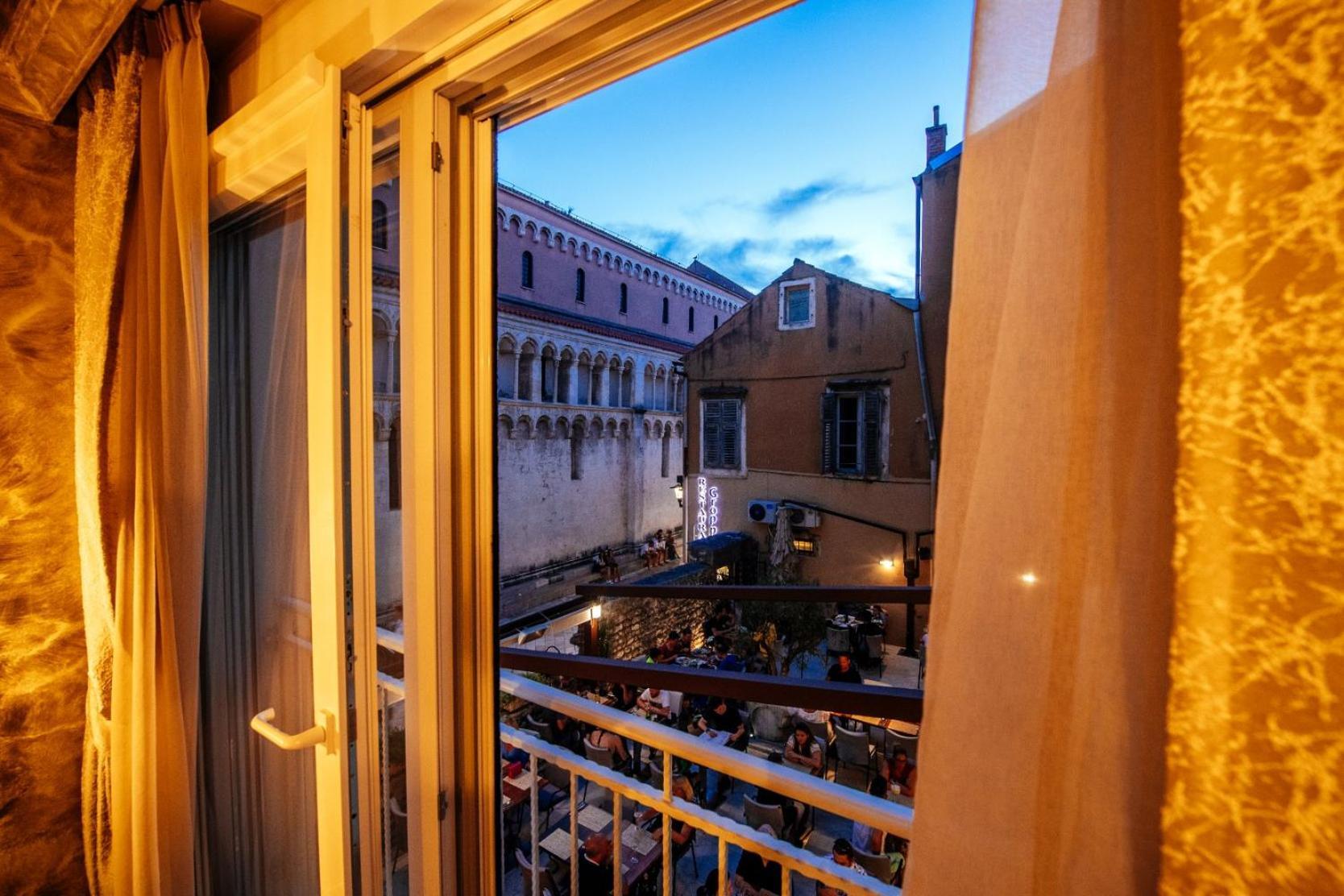 Luxury Rooms Vindemiae Zadar Phòng bức ảnh